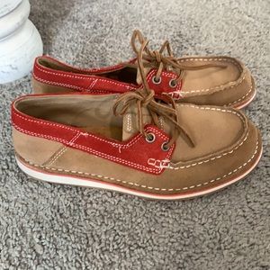 Ariat cruiser castaway slip on